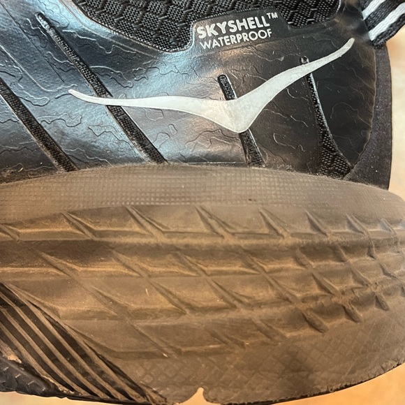 Hoka One One Speedgoat 3 GoreTex Skyshell Waterproof Black Womens Shoes Size 8.5 - Picture 7 of 16